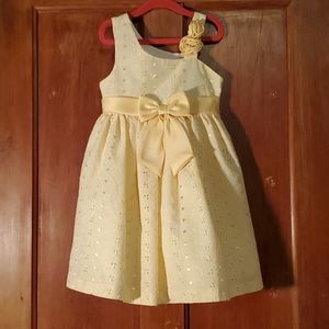 Ashley Ann Formal Yellow Dress Size 6